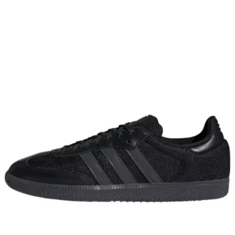 adidas samba og core black carbon silver metallic 1 330x330 - Adidas Samba OG &bdquo;Core Black Carbon Silver Metallic&ldquo;